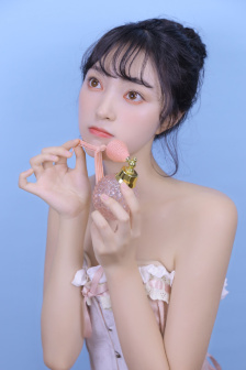 老师乖乖挽起裙子作文怎么写的呀